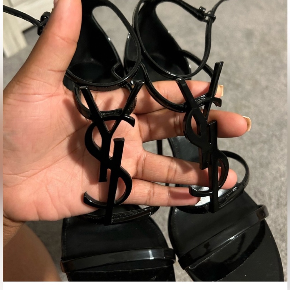 Yves Saint Laurent Casandra Heels